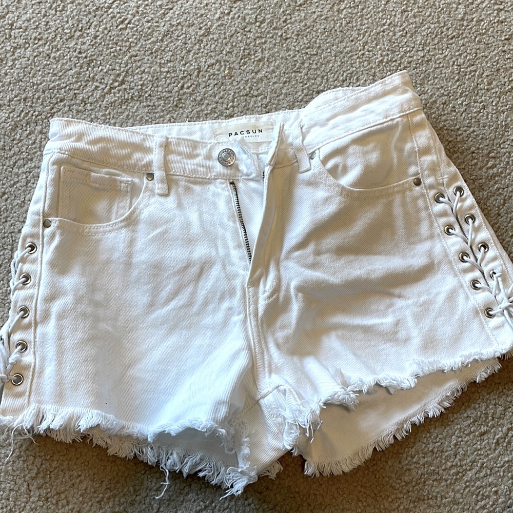 PacSun white denim short